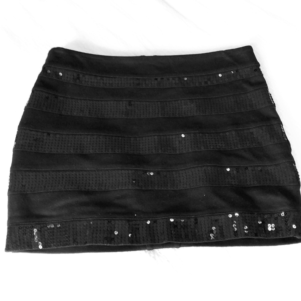 Express skirt sequin